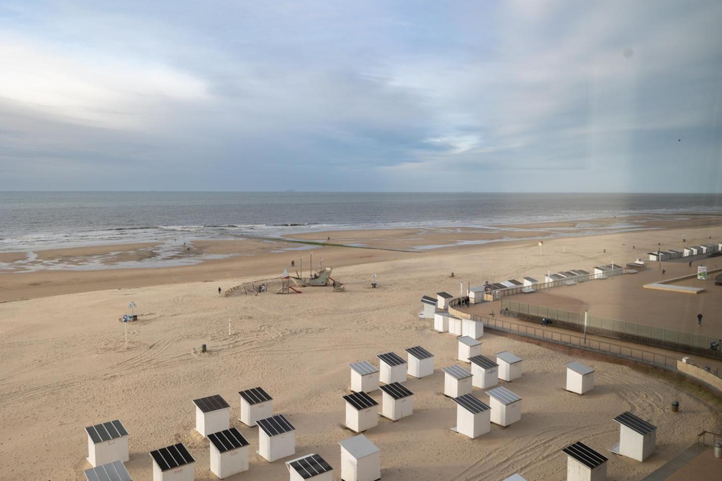 Cosy Studio With Amazing Seaview T67 Oostende Ngoại thất bức ảnh